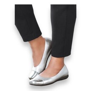 Comfortview Wide Width Fay Metallic Silver Comfort Slip On Flats, Size 10.5W